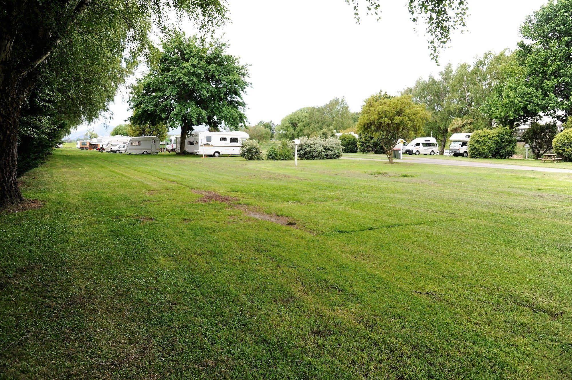 Blenheim Bridges Holiday Park Kültér fotó